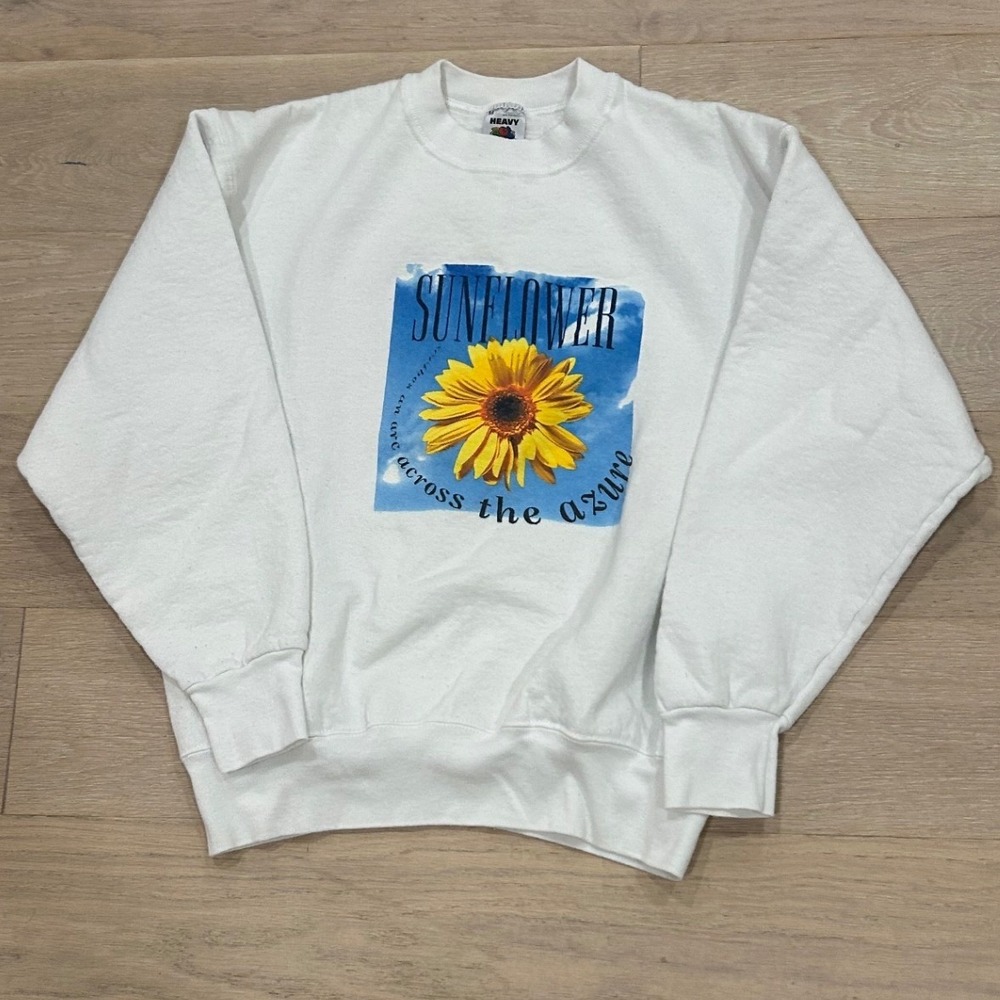 Vintage Cute Sunflower Graphic Sweatshirt White Made in USA Medium
